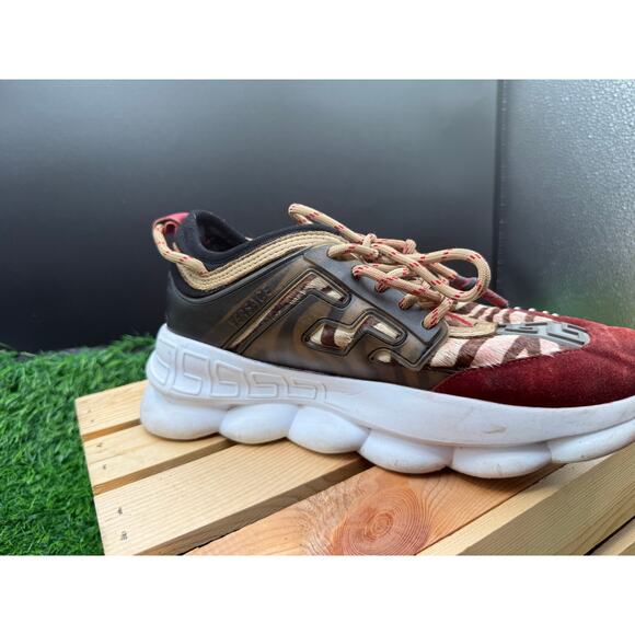 Fashion Forward Inspired Designer Sneakers- Size 9M - Picture 4 of 10